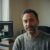 Portrait de Loïc Martin dans son bureau